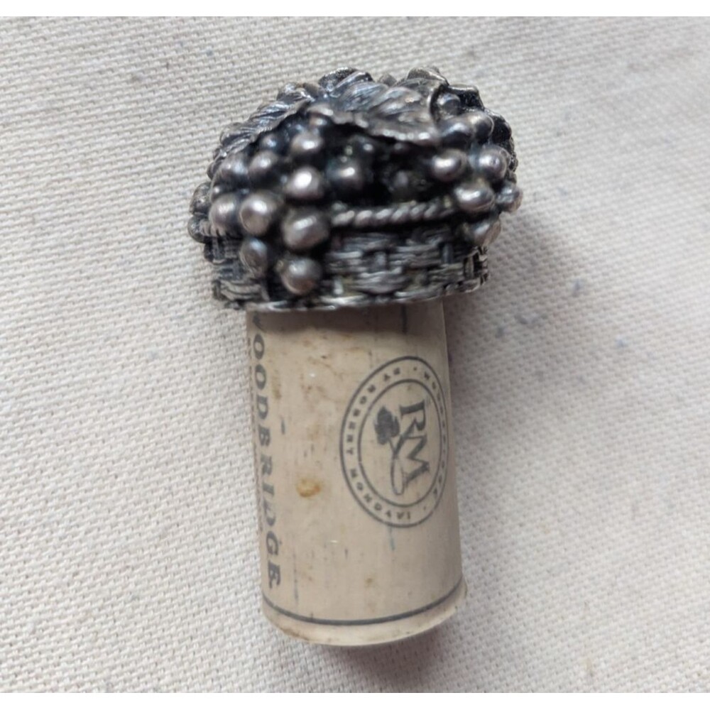 VTG Sommelier Pewter Wine Cork Stopper Grape Cluster Leaf Goodbridge Cork